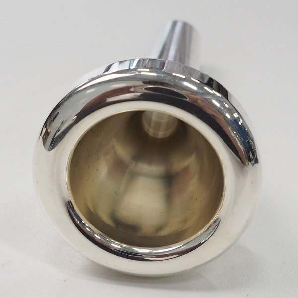 実際に弊社で買取させて頂いたGRIEGO/グレイゴ BOUSFIELD O4/イアン・バウスフィールド IB-04 太管 トロンボーン用マウスピース シルバーの画像 4枚目