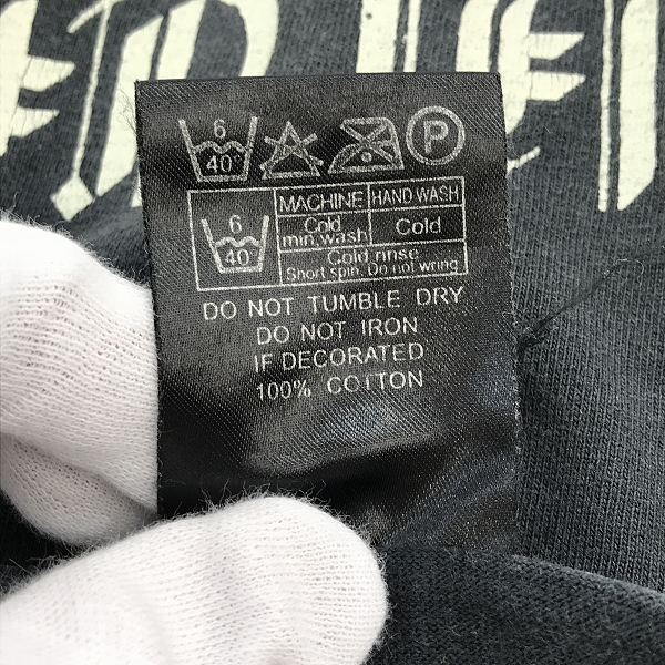実際に弊社で買取させて頂いたGUNS N' ROSES/ガンズアンドローゼズ SHOOT製 ヴィンテージ/ビンテージ 2007 ワールド ツアー バンド Tシャツ/XLの画像 3枚目