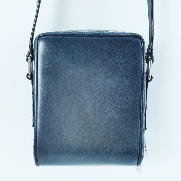 実際に弊社で買取させて頂いたBerluti/ベルルッティ クロコダイルレザー ショルダーバッグの画像 1枚目