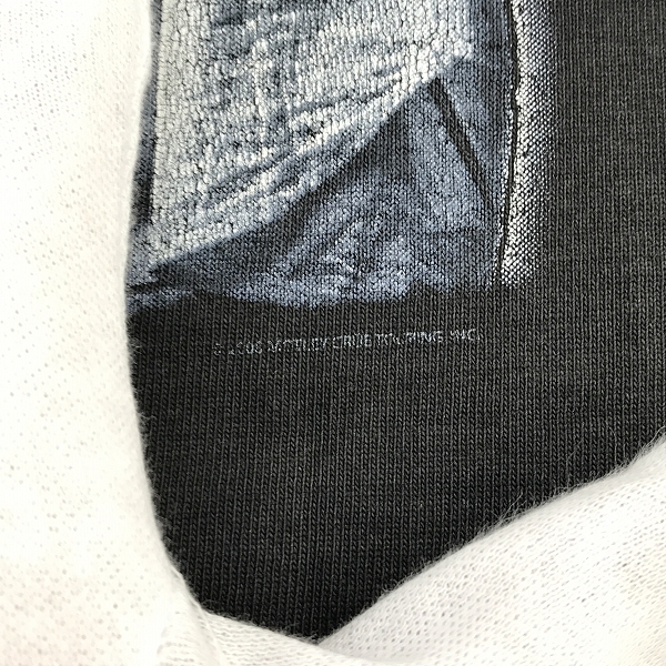 実際に弊社で買取させて頂いたMOTLEY CRUE/モトリークルー SHOOT製 ヴィンテージ/ビンテージ 2008年 CRUEFEST/クルーフェス バンド Tシャツ/XLの画像 4枚目