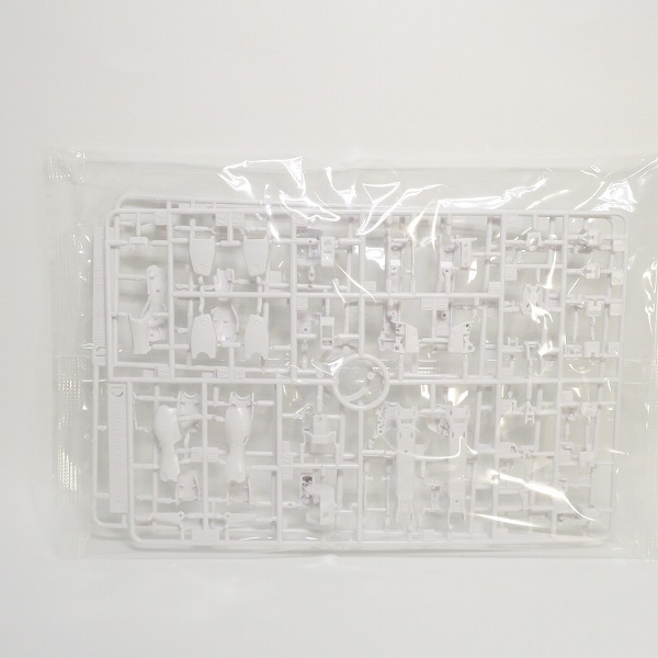 実際に弊社で買取させて頂いた【未組立】BANDAI/バンダイ RG 1/144 クロスボーン・ガンダムX1の画像 3枚目