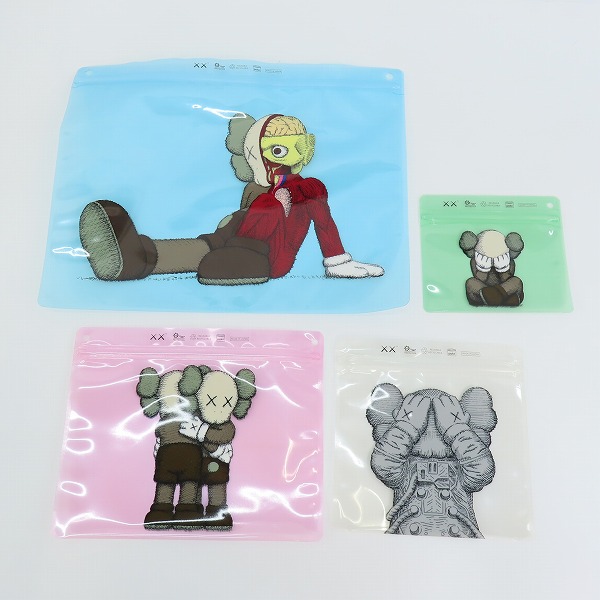 実際に弊社で買取させて頂いたKAWS x Pake/カウズ×パケ KAWS TOKYO FRIST限定カラー ジッパー/ジップロックセット