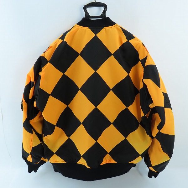実際に弊社で買取させて頂いたBUZZ RICKSON'S×FLAGSTUFF/バズリクソンズ×フラグスタフ L-2A チェッカー柄 リバーシブル ボンバージャケット BR14157FS/40の画像 3枚目