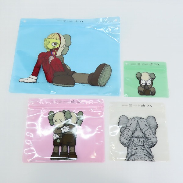 実際に弊社で買取させて頂いたKAWS x Pake/カウズ×パケ KAWS TOKYO FRIST限定カラー ジッパー/ジップロックセットの画像 1枚目