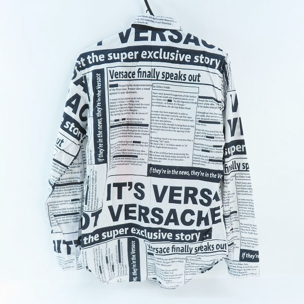 実際に弊社で買取させて頂いた【JPタグ】VERSACE/ヴェルサーチ 文字 総柄 長袖 ボタン シャツ A77215 A229318 PEVO/19/40の画像 1枚目