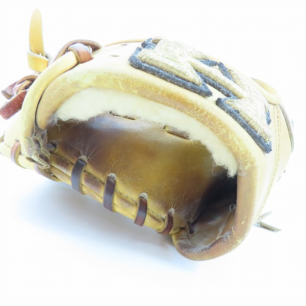 実際に弊社で買取させて頂いたHi-Gold/ハイゴールド Special Order 硬式 右投げ 内野手用 グローブ SKG-215の画像 7枚目