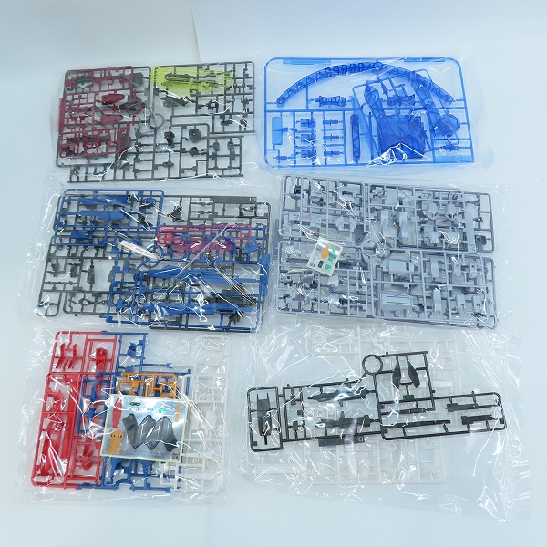 実際に弊社で買取させて頂いた【未組立】BANDAI HG 1/144 ガンダムベース限定 ゼータガンダム/百式/ガンダムMk-Ⅱ セット/グリプス戦役スペシャルカラーの画像 1枚目