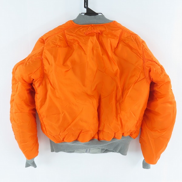 実際に弊社で買取させて頂いたALPHA INDUSTRIES/アルファインダストリーズ フライトジャケット MA-1 グレー/オレンジ MIL-J-82790J/Lの画像 3枚目