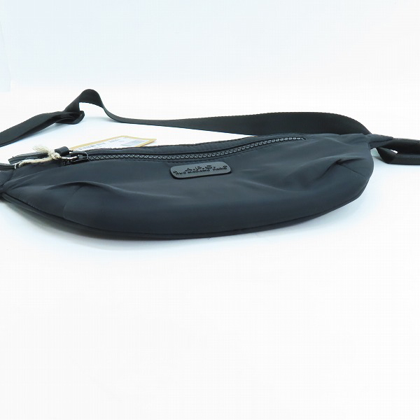 実際に弊社で買取させて頂いた【未使用】A.P.C./アーペーセー ベルトバッグ ショルダーバッグ PAAFO-H62232の画像 2枚目