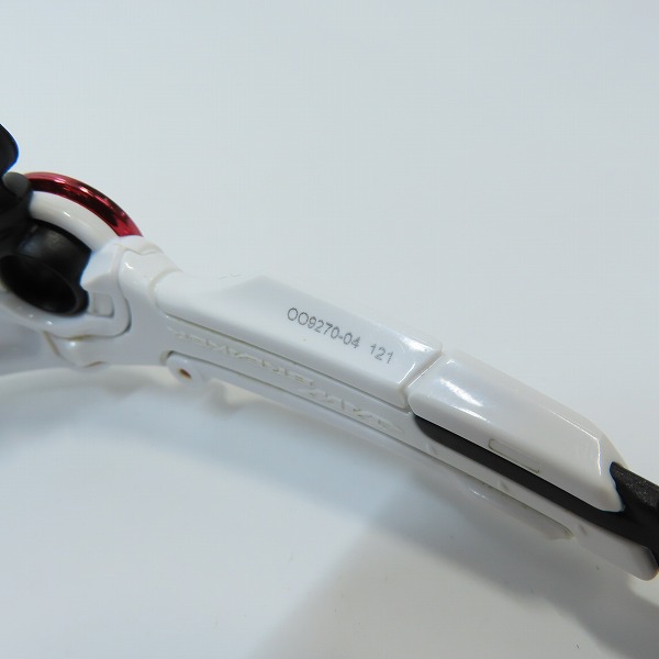 実際に弊社で買取させて頂いたOAKLEY/オークリー JAWBREAKER/ジョーブレイカー サングラス/アイウェア OO9270-04の画像 5枚目