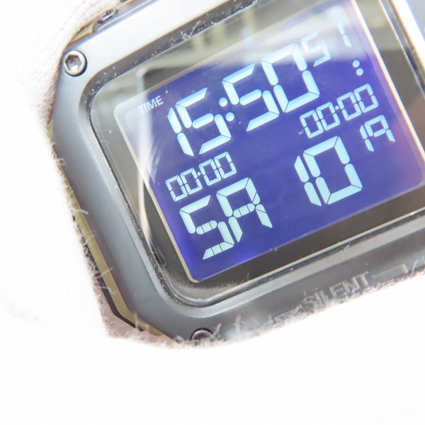 実際に弊社で買取させて頂いたNIXON/ニクソン Regulus/レグルス クオーツ 腕時計 A11802711-00の画像 4枚目