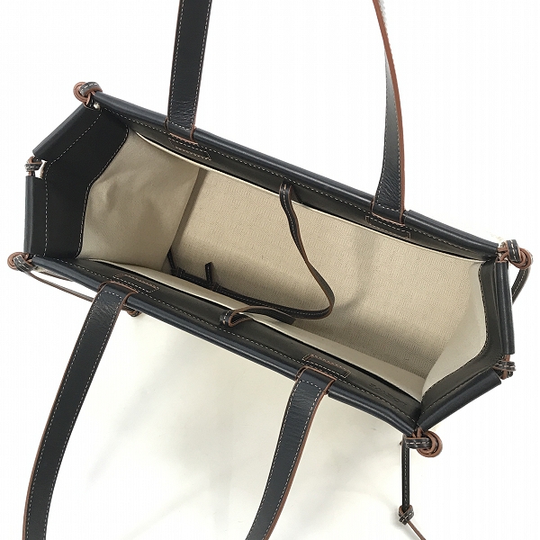 実際に弊社で買取させて頂いたLOEWE/ロエベ スモールクッショントートバッグ アナグラム総柄 A612A93X05の画像 3枚目