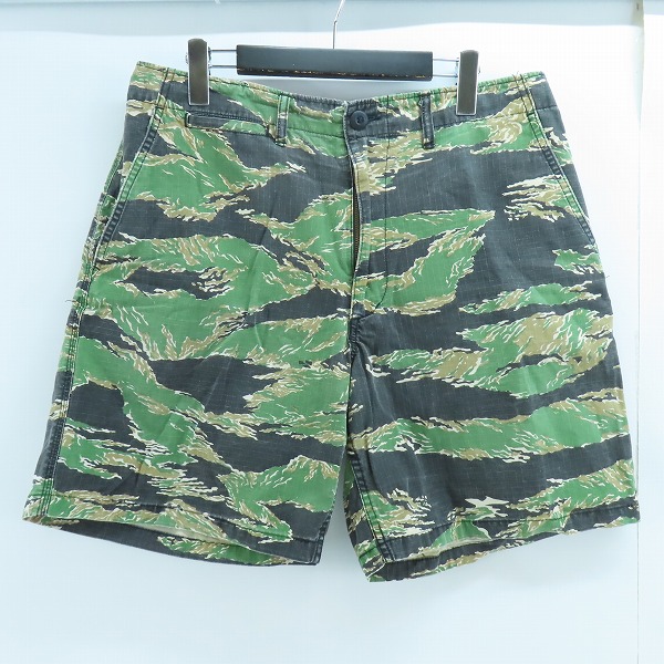 実際に弊社で買取させて頂いたA BATHING APE/アベイジングエイプ カモフラ柄ハーフパンツ L