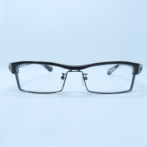 実際に弊社で買取させて頂いたLess than human/レスザンヒューマン diament メガネフレーム/アイウェア