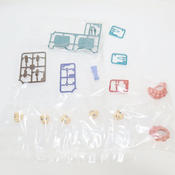 実際に弊社で買取させて頂いた【未組立】コトブキヤ 創彩少女庭園 1/10 寿武希子 若葉女子高校・冬服の画像 3枚目