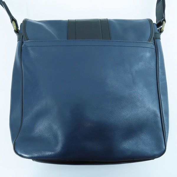 実際に弊社で買取させて頂いたCOACH /コーチ ヘリテージ ウェブ  レザーショルダーバッグ  メンズバッグ　F71641 の画像 1枚目