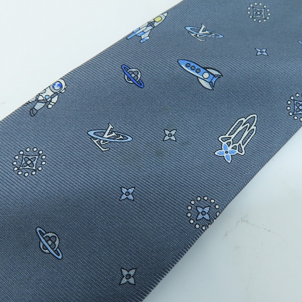 実際に弊社で買取させて頂いたLOUIS VUITTON/ルイヴィトン 宇宙飛行士/ロケット柄 クラヴァット ネクタイ M73281の画像 5枚目