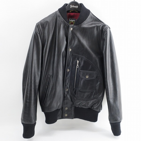 実際に弊社で買取させて頂いたSCHOTT/ショット D-ポケットヴァーシティレザージャケット 667US/38