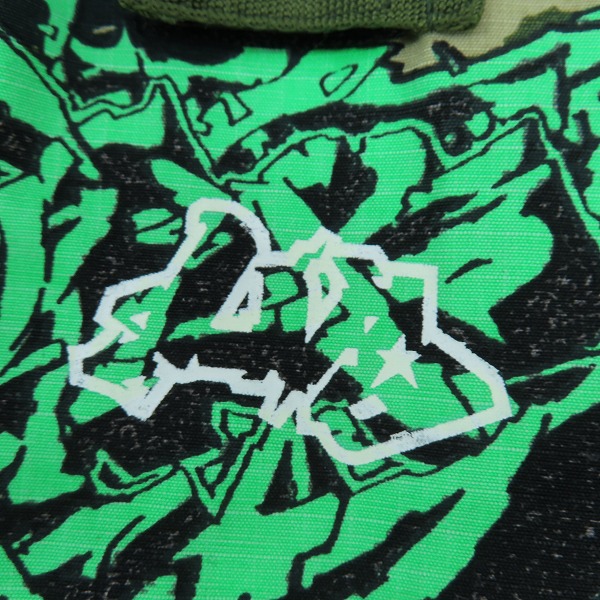 実際に弊社で買取させて頂いたUNDER COVER/アンダーカバー 01SS INTER LOCKING PANELS期 迷彩/カモフラ ジップアップジャケット Z202-3 /Mの画像 5枚目