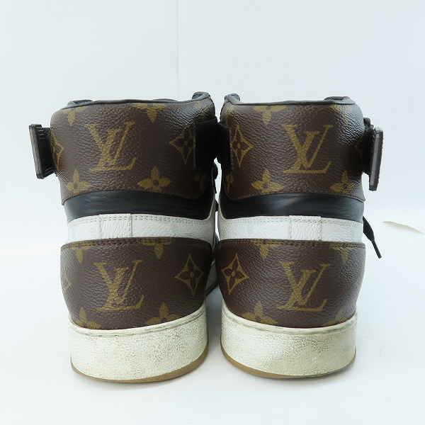 実際に弊社で買取させて頂いたLOUIS VUITTON/ルイ・ヴィトン リヴォリライン モノグラム ハイカットスニーカー 1A44VQ/8の画像 1枚目