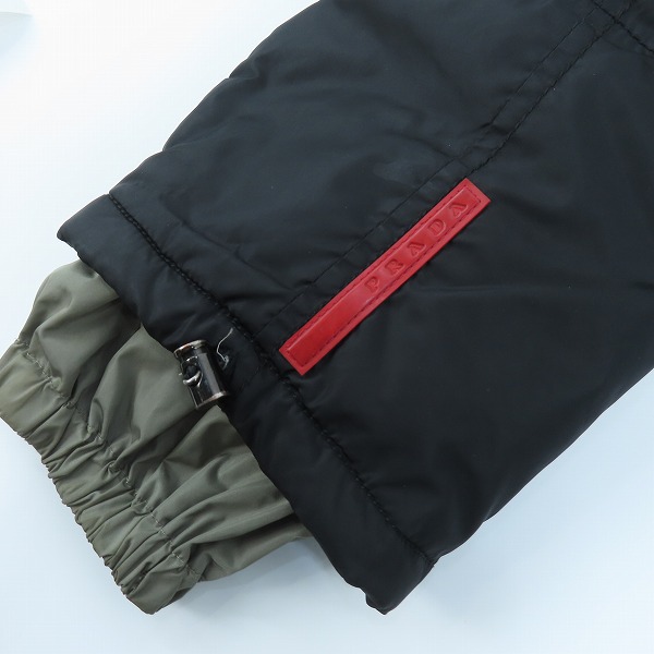 実際に弊社で買取させて頂いた【JPタグ】PRADA/プラダ ナイロンダウンジャケット SGA407/46　の画像 5枚目