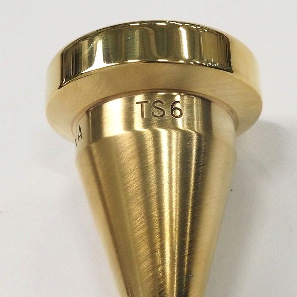 実際に弊社で買取させて頂いたMONETTE/モネット PRANA TS6 トロンボーン用 マウスピース ゴールドの画像 1枚目