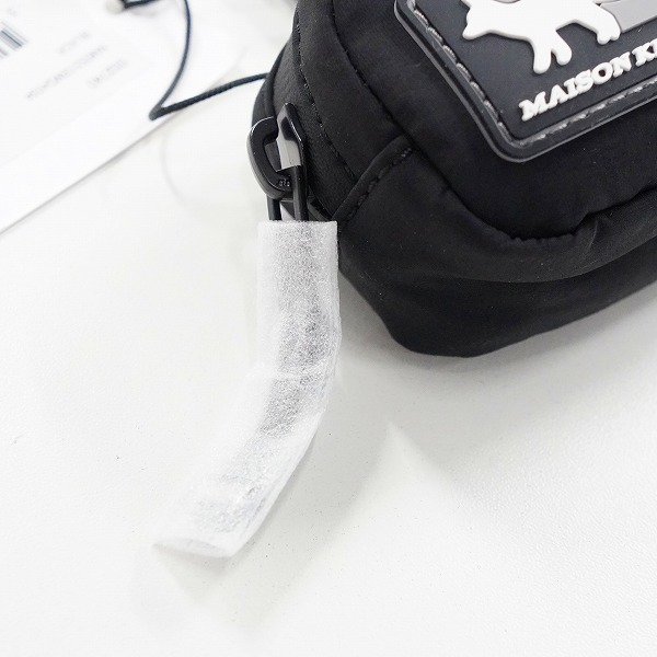 実際に弊社で買取させて頂いた【未使用】MAISON KITSUNE/メゾンキツネ NM05372WQ4034 FLASH FOX EARBUD CASE イヤホンケースの画像 4枚目