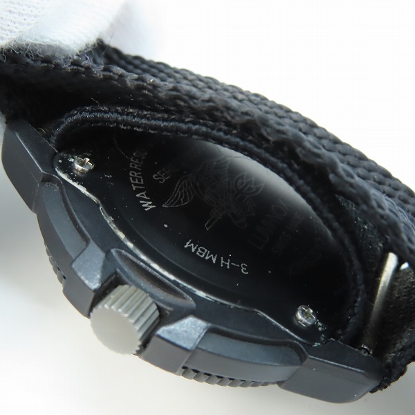 実際に弊社で買取させて頂いたLUMINOX/ルミノックス NAVY SEAL 3000 SERIES コンパス付き Ref.3001【動作未確認】の画像 4枚目