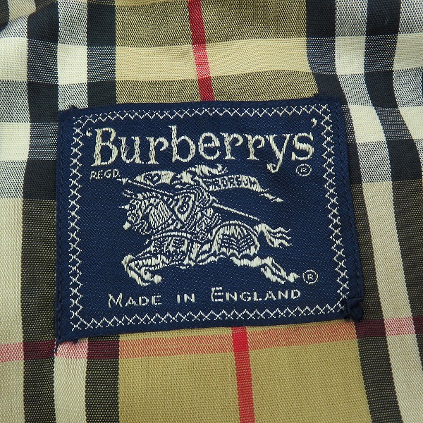実際に弊社で買取させて頂いたBurberry's/バーバリーズ 裏地チェック柄 ステンカラーコート の画像 2枚目