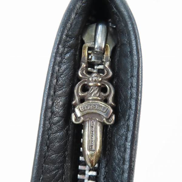 実際に弊社で買取させて頂いたCHROME HEARTS/クロムハーツ #2 ダガージップ ジッパー スクロールラベル チェンジパース/コインケース の画像 5枚目