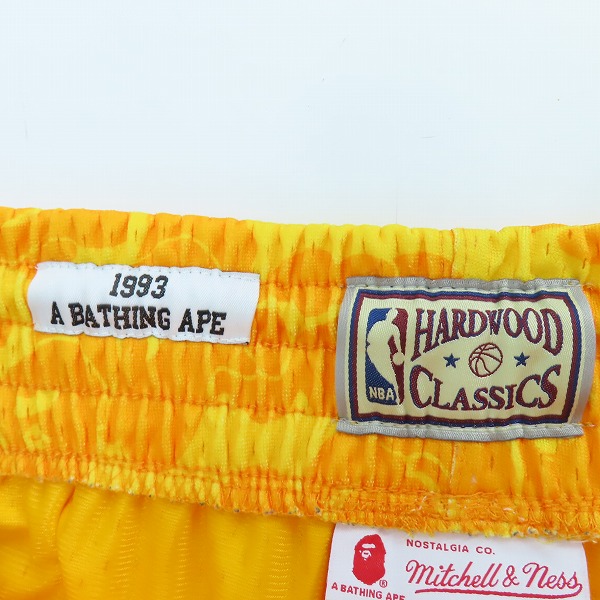 実際に弊社で買取させて頂いたA BATHING APE×mitchell&ness/アベイシングエイプ×ミッチェル＆ネス LOS ANGELES LAKERS JERSEY ショーツ/2XLの画像 2枚目