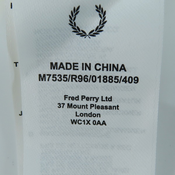実際に弊社で買取させて頂いた【未使用】FRED PERRY/フレッドペリー 24AW CREW NECK SWEAT SHIRTS/クルーネック スウェット/トレーナー M7535/Sの画像 3枚目
