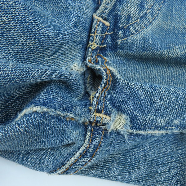 実際に弊社で買取させて頂いたLEVI'S/リーバイス ヴィンテージ 501 66前期 ボタン裏刻印6/点々/Vステッチ ボタンフライデニムパンツの画像 6枚目