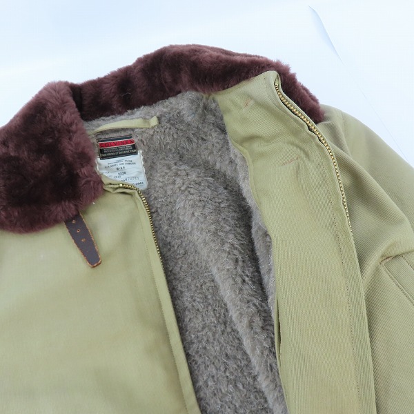 実際に弊社で買取させて頂いた【未使用】BUZZ RICKSON'S/バズリクソンズ TYPE B-15 フライトジャケット 3220/38の画像 5枚目