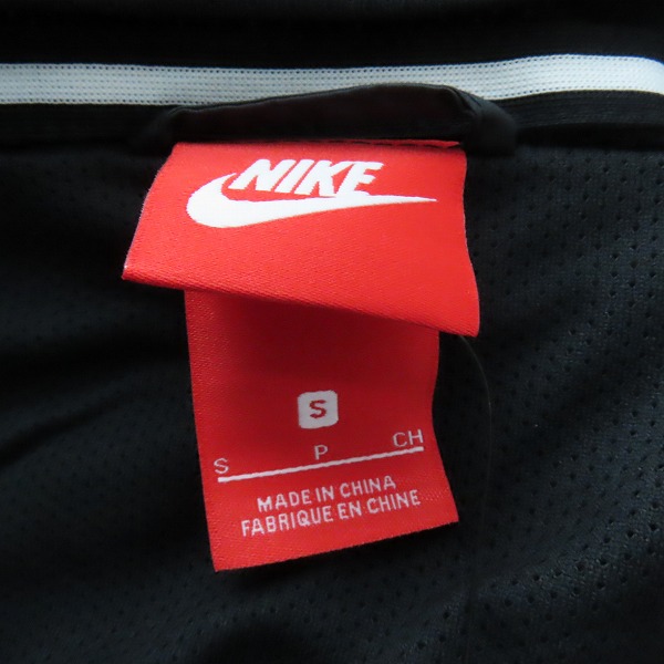実際に弊社で買取させて頂いた【未使用】NIKE×ATMOS/ナイキ×アトモス  AIR MAX JACKET/エア マックス ジャケット/AT6834-013/Sの画像 2枚目