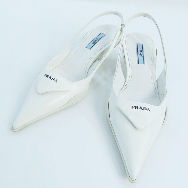 実際に弊社で買取させて頂いたPRADA/プラダトライアングル パッチ パンプス/35