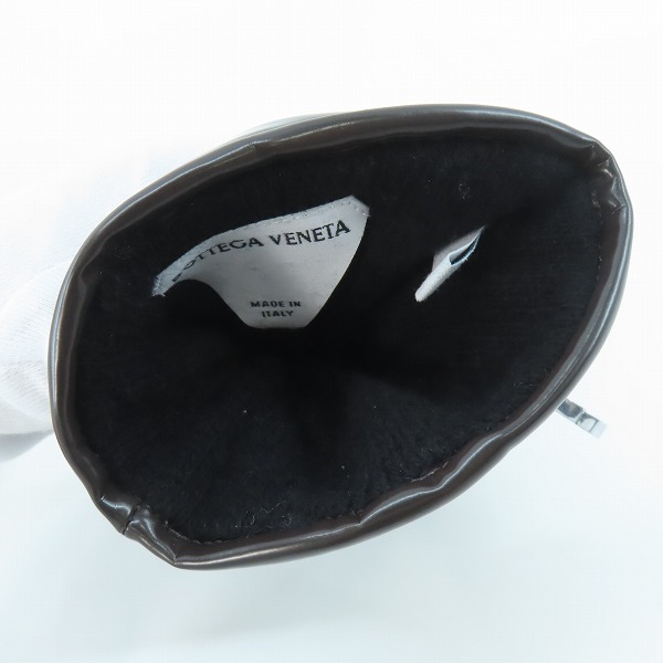 実際に弊社で買取させて頂いたBOTTEGA VENETA/ボッテガヴェネタ レザーグローブ 680138 V17O0の画像 2枚目