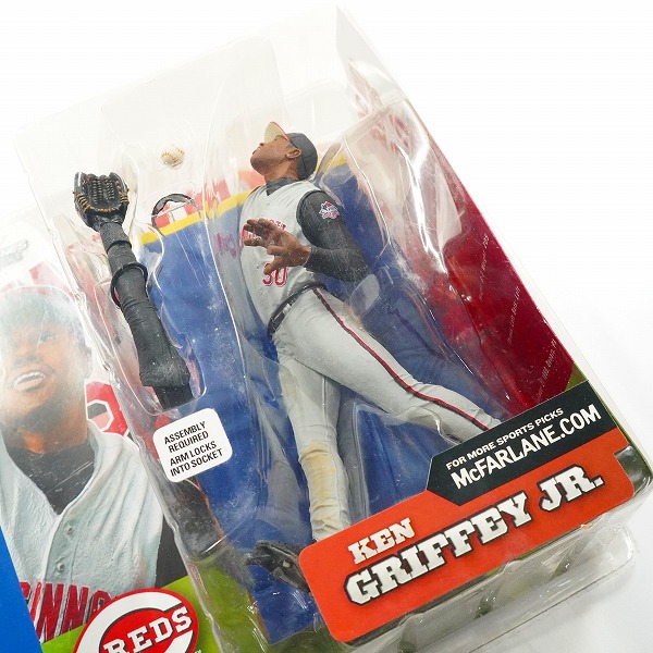 実際に弊社で買取させて頂いた【未開封】McFARLANE TOYS/マクファーレントイズ シンシナティ・レッズ #30 KEN GRIFFEY JR. ケン・グリフィー・ジュニアの画像 3枚目