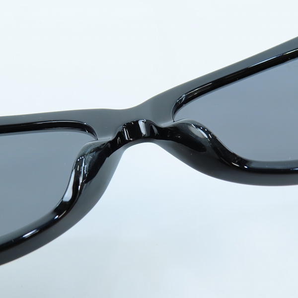 実際に弊社で買取させて頂いたGUCCI/グッチ インターロッキングG サングラス/アイウェア GG0598S 001の画像 5枚目