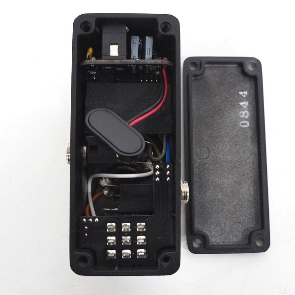 実際に弊社で買取させて頂いた【美品】EWS/エンジニアリング ワーク ストア Stormy Bass Drive ベース用オーバードライブ エフェクター/動作確認済の画像 6枚目