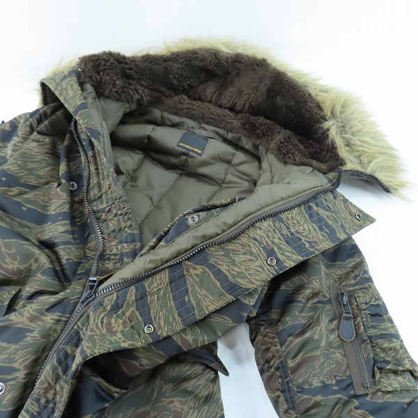 実際に弊社で買取させて頂いたHYSTERIC GRAMOUR/ヒステリックグラマー プリマロフト タイガーカモ N-3B フライトジャケット 4AC-0293/Lの画像 5枚目