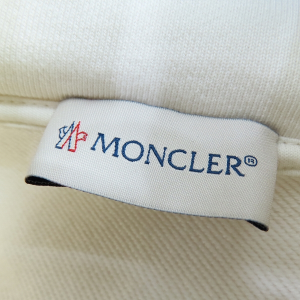 実際に弊社で買取させて頂いた【JPタグ】MONCLER/モンクレール MAGLIA プルオーバーパーカー ホワイト F20918G74610/XLの画像 2枚目