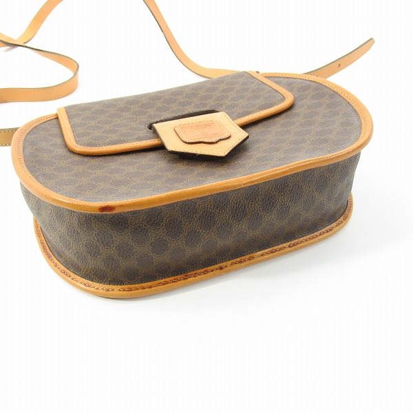 実際に弊社で買取させて頂いたCELINE/セリーヌ マカダム柄 ポシェット レザーショルダーバッグの画像 3枚目