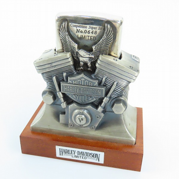 実際に弊社で買取させて頂いたZIPPO/ジッポー Harley-Davidson/ハーレーダビッドソン イーグルメタル エンジン型台座/スタンド付き/1995年製