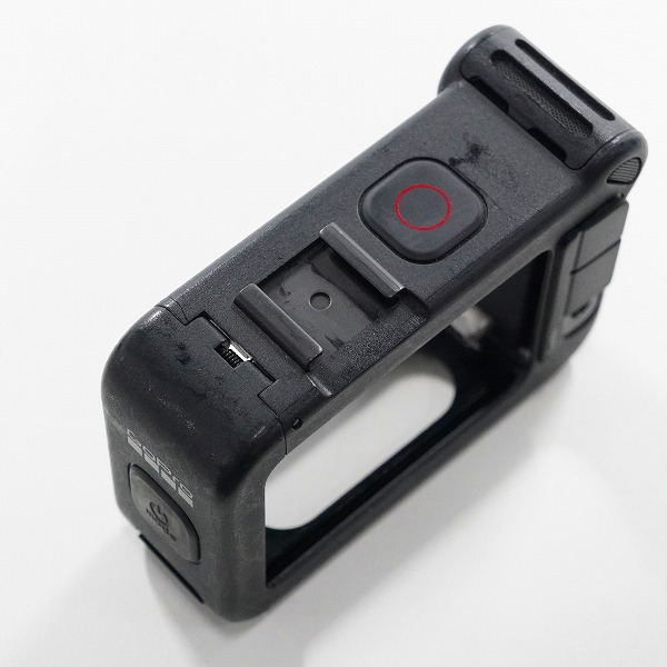 実際に弊社で買取させて頂いたGoPro/ゴープロ BLDT1 Media Mod メディアモジュラー for HERO 9/10/11 動作確認済みの画像 1枚目