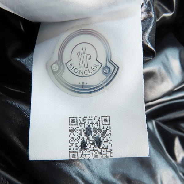 実際に弊社で買取させて頂いたMONCLER/モンクレール BARONNIES GIUBBOTTO/バロニーズ ダウン ジャケット F20911A51B00 68950/1の画像 5枚目