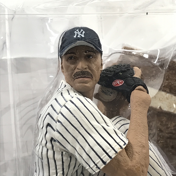 実際に弊社で買取させて頂いた【未開封】McFARLANE TOYS/マクファーレントイズ ニューヨーク・ヤンキース #41 RANDY JOHNSON フィギュアの画像 4枚目