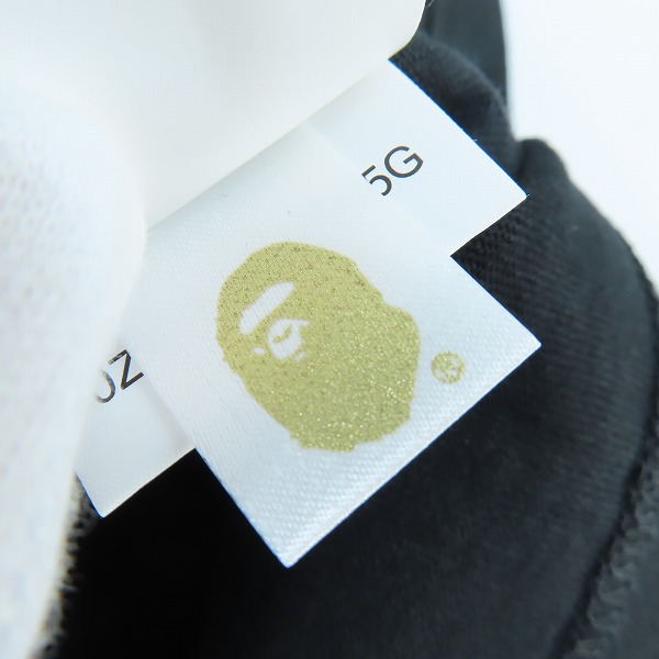 実際に弊社で買取させて頂いた【未使用】A BATHING APE/アベイシングエイプ HAJIME SORAYAMA SHARK TEE 空山基 シャークTシャツ 1H23110945/XLの画像 4枚目