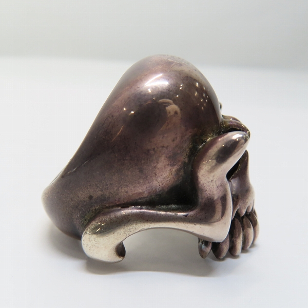 実際に弊社で買取させて頂いたTHIRTEEN DESIGNS/サーティーンデザインズ ホラースカルリング 17-18号の画像 4枚目