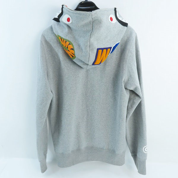 実際に弊社で買取させて頂いたA BATHING APE/アベイシングエイプ シャーク ジップパーカー 001ZPI201003M Lの画像 2枚目